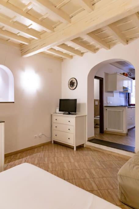 Lovely Portion Of Property Few Steps From Basilica Santa Croce Florença Exterior foto