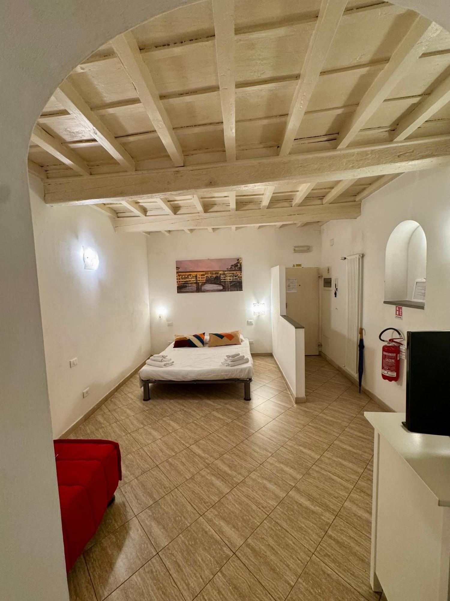 Lovely Portion Of Property Few Steps From Basilica Santa Croce Florença Exterior foto